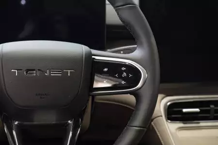 Интерьер Tenet T8, фото 11/25
